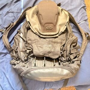 Oakley Black and Gray Men's Backpack